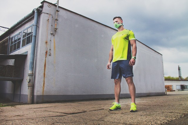 Nie tylko biegacze podczas unoszącego się smogu mają problemy z oddychaniem.
