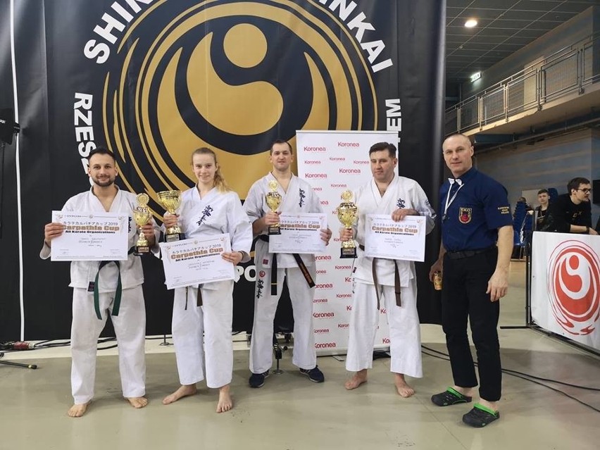 Sukcesy świętokrzyskich karateków w Rzeszowie. Startowali w Carpathia Cup 2019  
