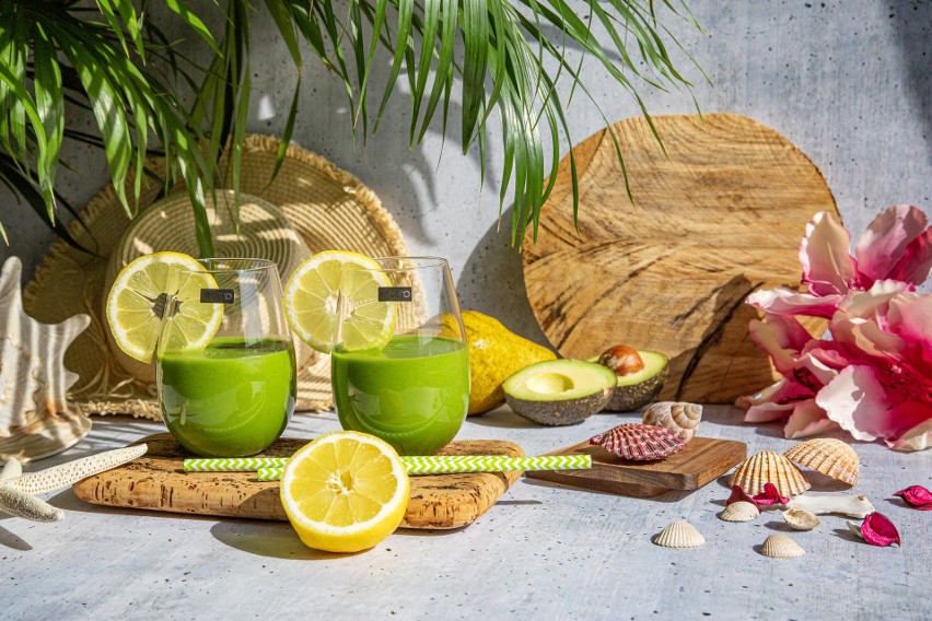 Zielone smoothie z wodą kokosową z witaminą C.