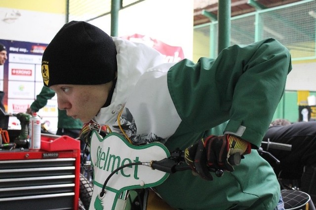 Aleksandr Łoktajew jest zawodnikiem Stelmetu Falubazu Zielona Góra. Jednak w sezonie 2013 z uwagi na zbyt wysoki KSM został wypożyczony do Bydgoszczy.