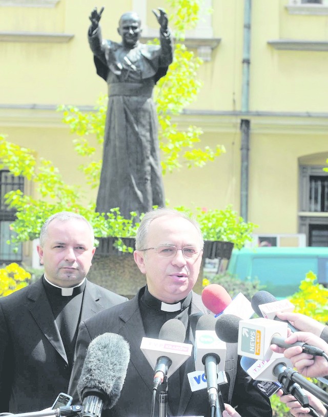 Ksiądz Józef Kloch przyznaje, że wiele sytuacji kryzysowych w Kościele związanych jest z nieumiejętną  komunikacją