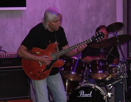 Krzysztof "Puma&#8221; Piasecki = dobry blues i rock.