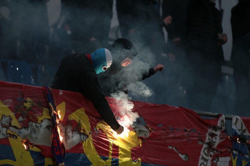 26.02.2022. W czasie derbów Piast Gliwice - Górnik Zabrze...