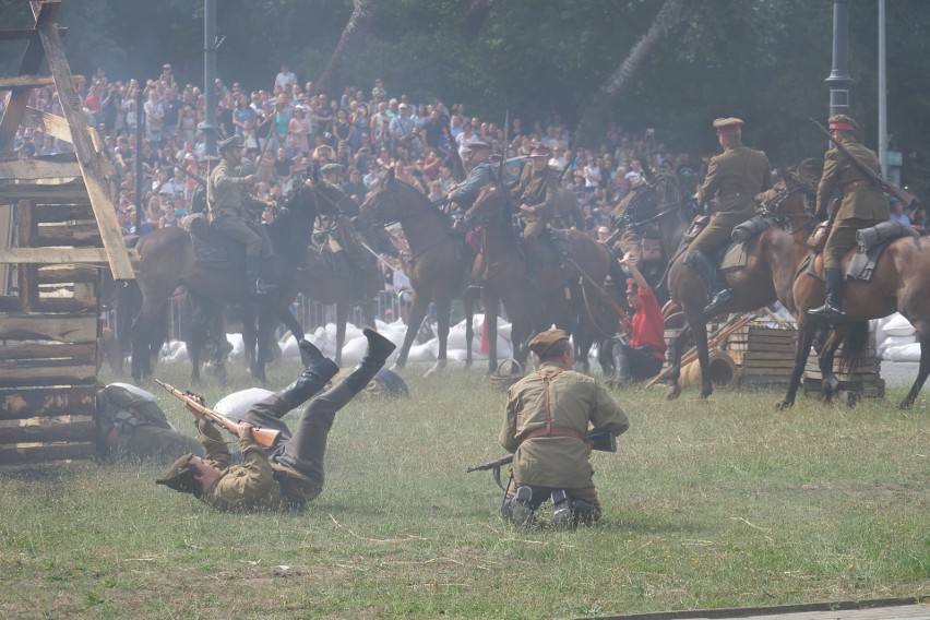 Bitwa Białostocka 2018. Rekonstrukcja bitwy o Białystok...