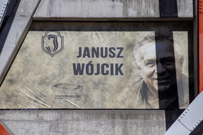 Galeria Sław Jagiellonii Białystok na stadionie miejskim...