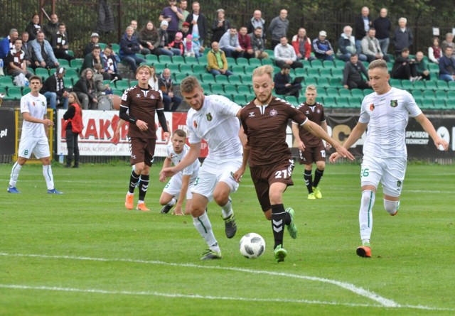 Poprzedni mecz z Garbarnią Kraków Stal Stalowa Wola wygrała 3:1. Jednego z goli dla niej strzelił Bartłomiej Ciepiela (z prawej)