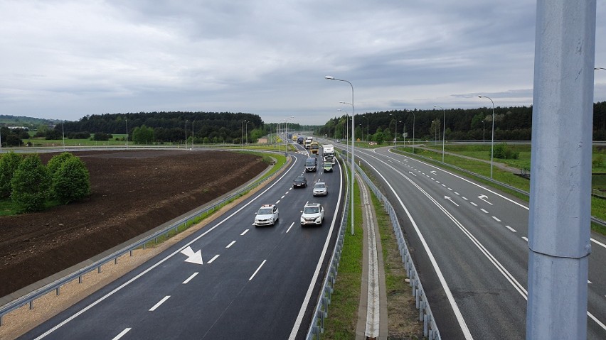 Droga ekspresowa S1 zaczyna się na węźle Pyrzowice, gdzie...