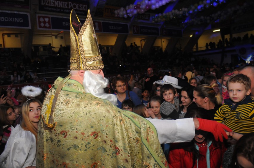 Kraków. Wielki Integracyjny Bal Charytatywny Fundacji Prometeusz [ZDJĘCIA]