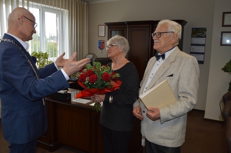 W Urzędzie Gminy w Trzebielinie odbyła się miła uroczystość...