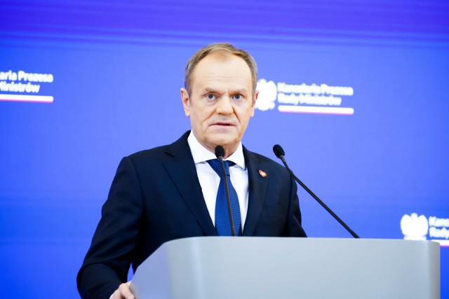 Premier Donald Tusk poinformował, że decyzja w sprawie obniżenia VAT dla tzw. branży beauty wejdzie w życie 1 kwietnia tego roku.