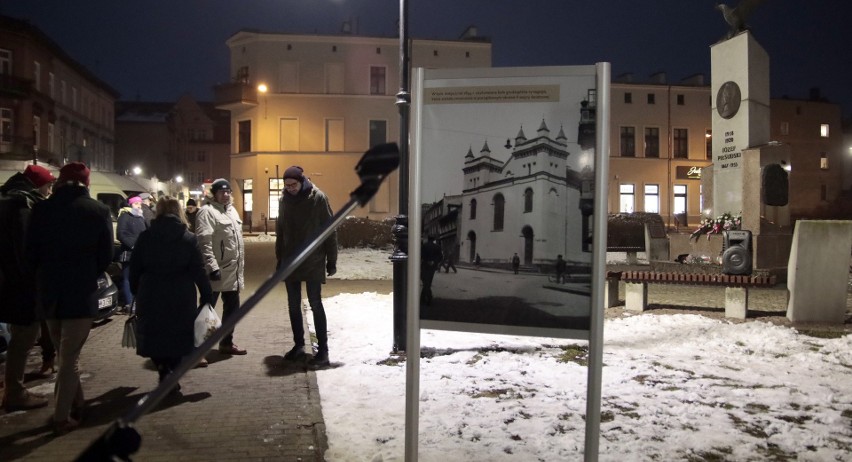 W Grudziądzu pierwszy raz uczczono pamięć Żydów, ofiar Holokaustu. Zobacz zdjęcia