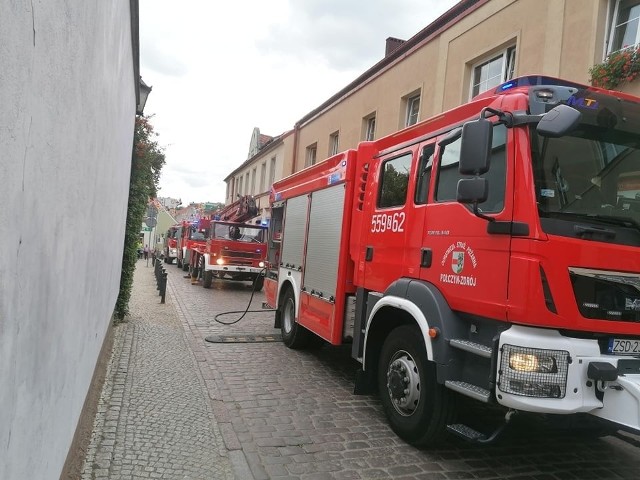 W niedzielę w godzinach przedpołudniowych przy ulicy 5 Marca w Połczynie-Zdroju doszło do pożaru mieszkania.