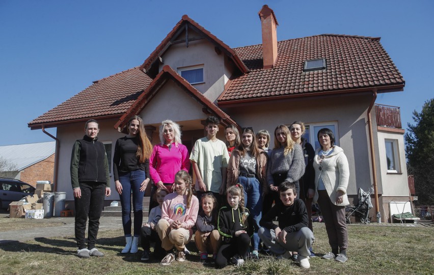 W domu w Orłach koło Przemyśla schronienie znalazły kobiety...