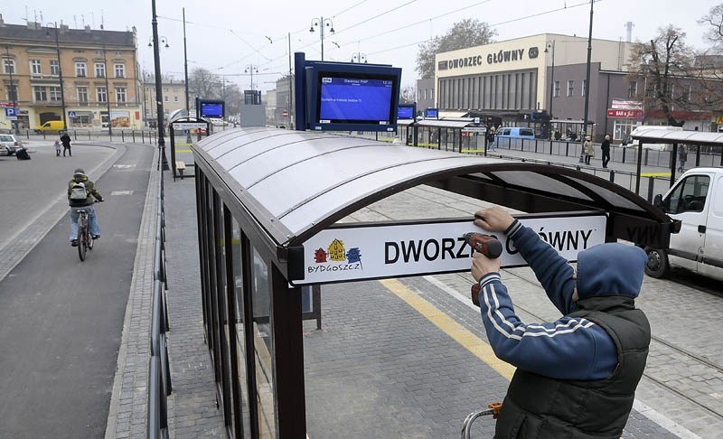 Uroczyste otwarcie nowej linii tramwajowej do Dworca...