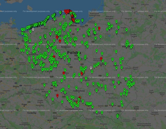 Sinice 2018. Gdzie można kąpać się w Bałtyku?  AKTUALNA MAPA ONLINE: zamknięte kąpieliska, otwarte plaże. Gdzie można się kąpać lista otwartych i zamkniętych kąpielisk