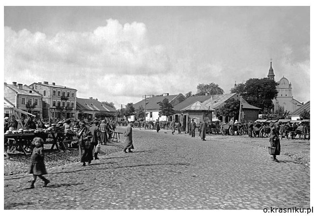 Kraśnicki rynek w latach 20-tych XX w., uwieczniony przez fotografa Henryka Poddębskiego