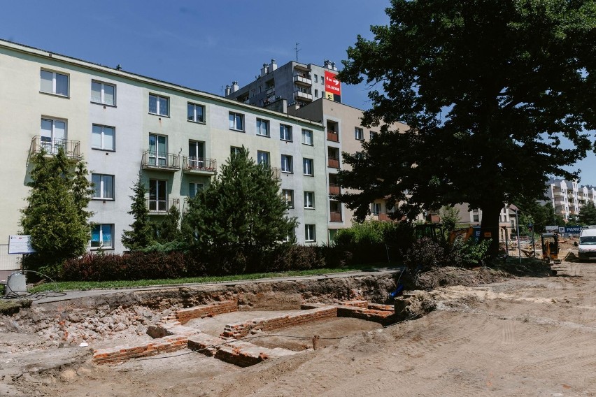 Odkrycie na placu budowy obok budynku ZUS w Rzeszowie ma...
