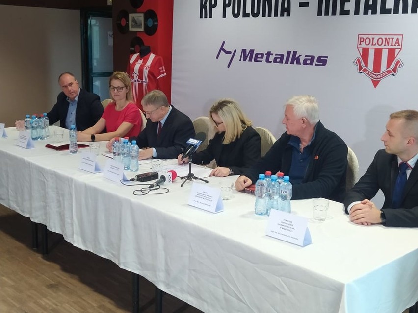 KP Polonia Metalkas Bydgoszcz ze swoimi partnerami prowadzi...