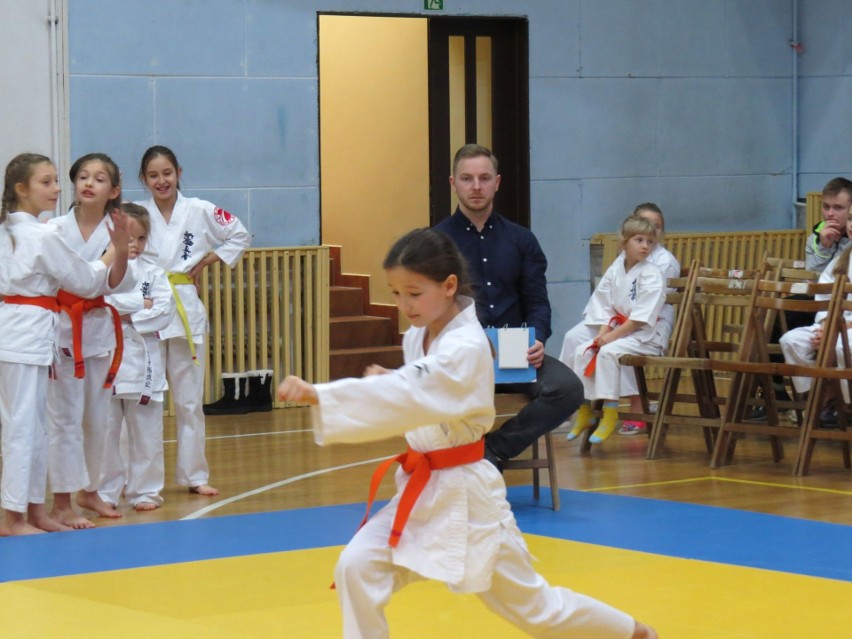 Mikołajkowy Turniej Karate w Kielcach - CZĘŚĆ 2 ZDJĘĆ 
