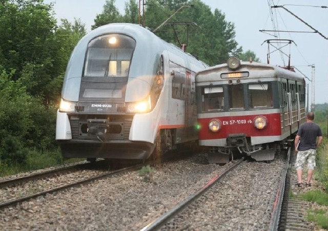 Wykoleił się pociąg osobowy relacji Skarżysko-Kielce.