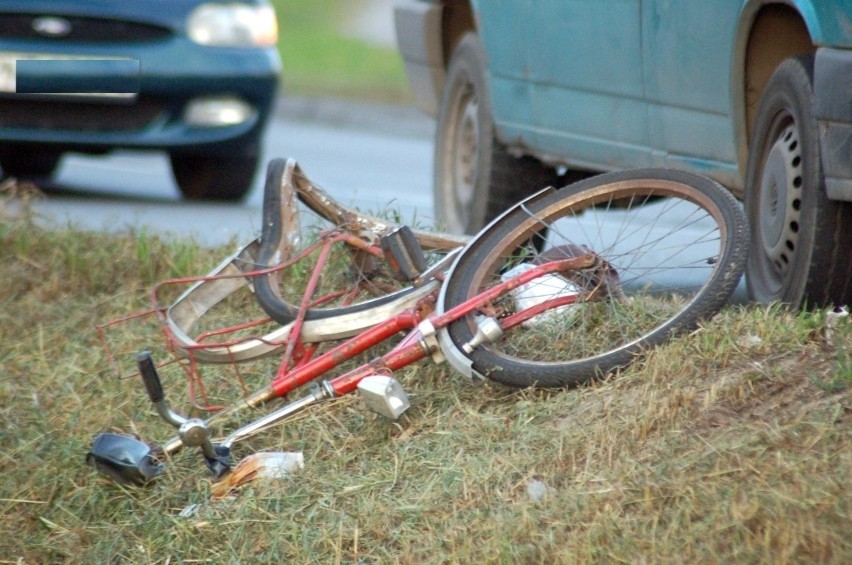 Potrącenie rowerzysty w Zbąszyniu. 4 października 2013 r. na...