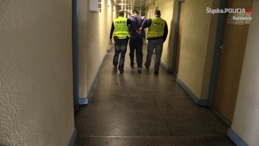Policjanci zatrzymali 2 mężczyzn po nocnym pościgu w Katowicach [ZDJĘCIA]