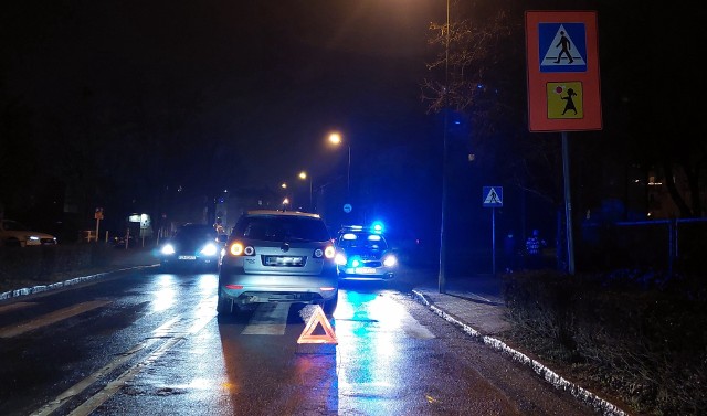 Do potrącenia doszło na przejściu dla pieszych przy ul. Moniuszki w Żarach.