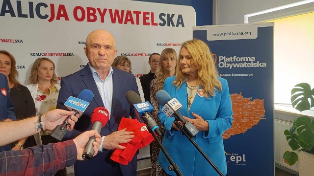 Grzegorz Żmuda z Lewicy przeszedł do Inicjatywy Polskiej. Na zdjęciu z Katarzyną Piekarską. Więcej na kolejnych zdjęciach.