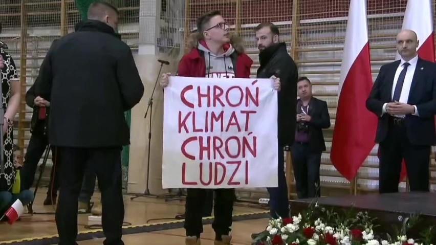Na spotkaniu z Dudą chcieli mu zabrać transparent, prezydent interweniował. To radny lubelskiej Młodzieżowej Rady Miasta