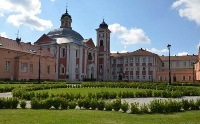 Ponad 10,4 mln zł powiat poznański zainwestuje w rewaloryzację wnętrz dawnego kompleksu cysterskiego w Owińskach