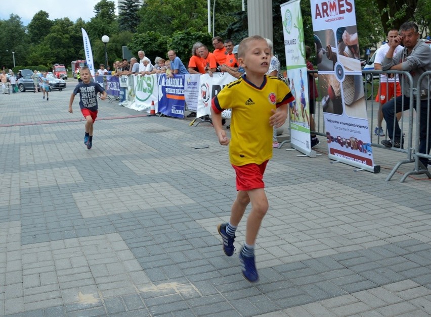 Stalowa Dycha znowu zgromadziła biegaczy małych i dorosłych