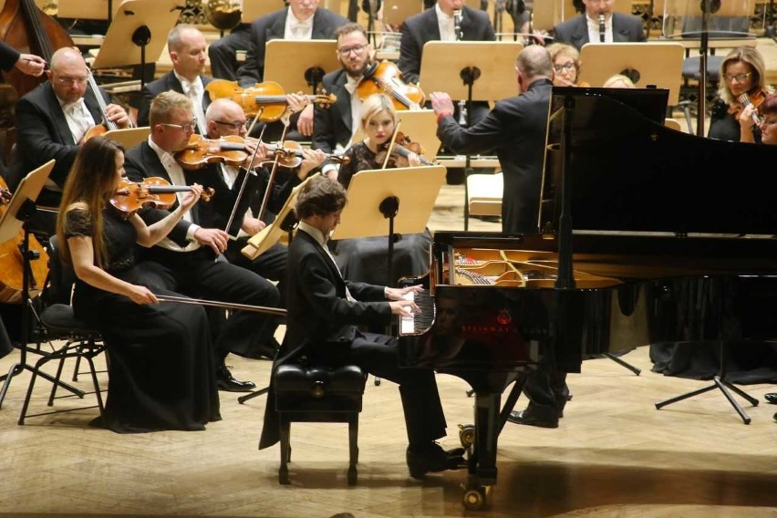 Rafał Blechacz i Orkiestra Filharmonii Poznańskiej