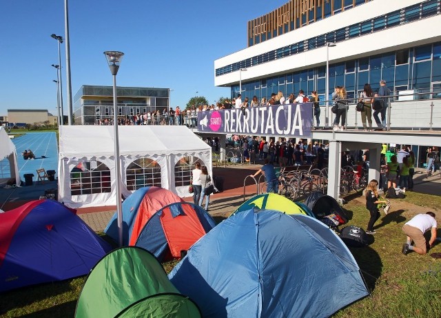 Rekrutacja na AWF w Poznaniu. Koczowali dniami i nocami