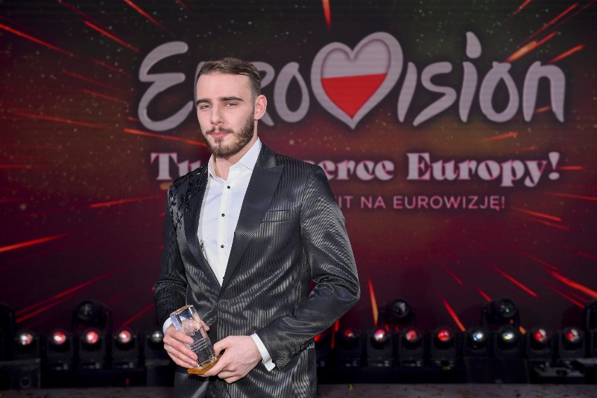 Krystian Ochman w finale Eurowizji! Michał Bajor ocenia występ Polaka na Eurowizji. WIDEO