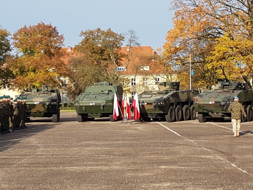 "Misjonarze" jadą na Bliski Wschód. Pożegnaliśmy żołnierzy 12 Brygady Zmechanizowanej [ZDJĘCIA, WIDEO