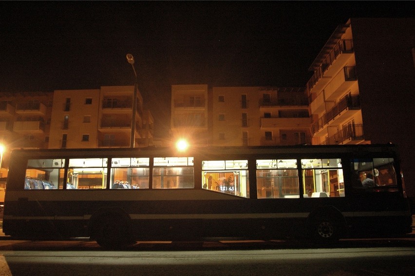 Kraków. Więcej pociągów i autobusów nocnych. Podróżni mogą się cieszyć