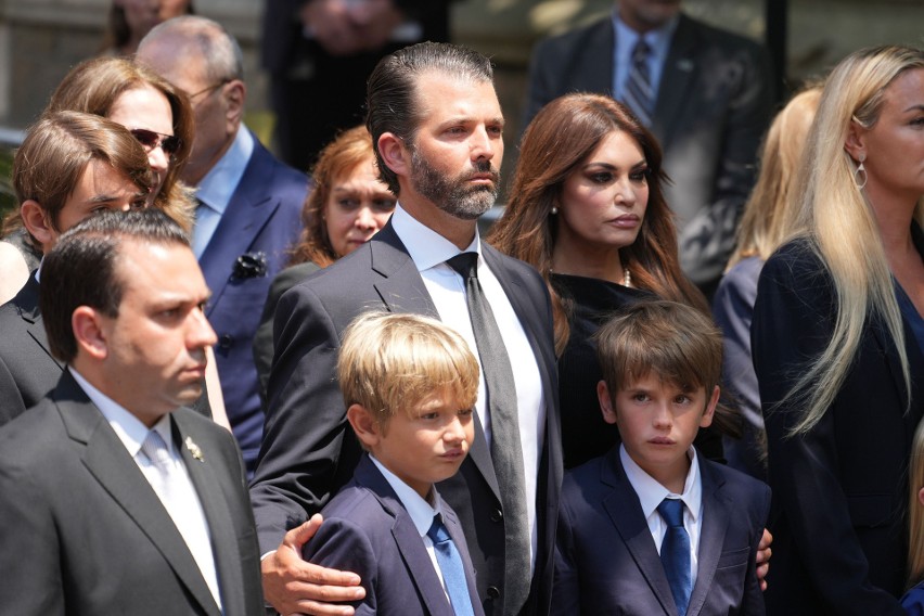 Nowy Jork: Pogrzeb Ivany Trump. Na kim żałobnicy najbardziej skupili swoją uwagę? [ZDJĘCIA]