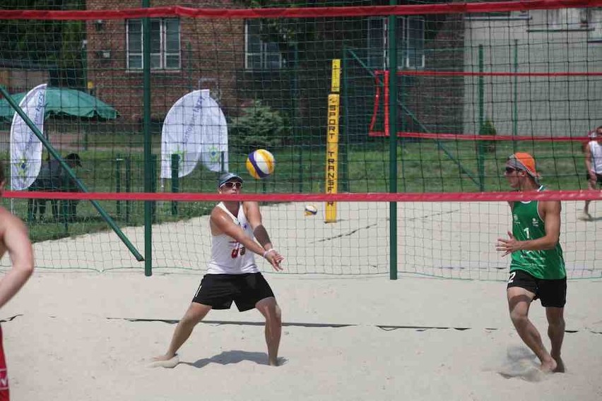 Siatkówka plażowa na stadionie Czarnych Sosnowiec