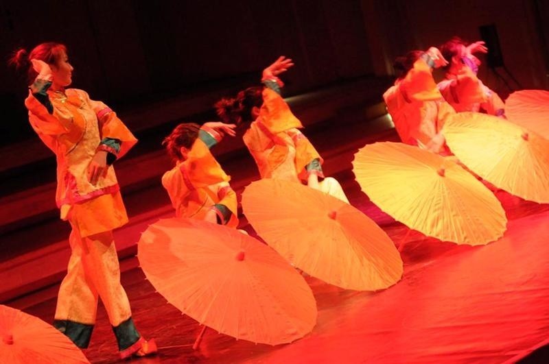 Wystep zespolu taneczno-baletowego z politechniki w Pekinie