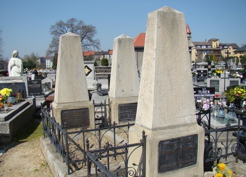 Obeliski żołnierzy austriackich poległych w bitwie z...