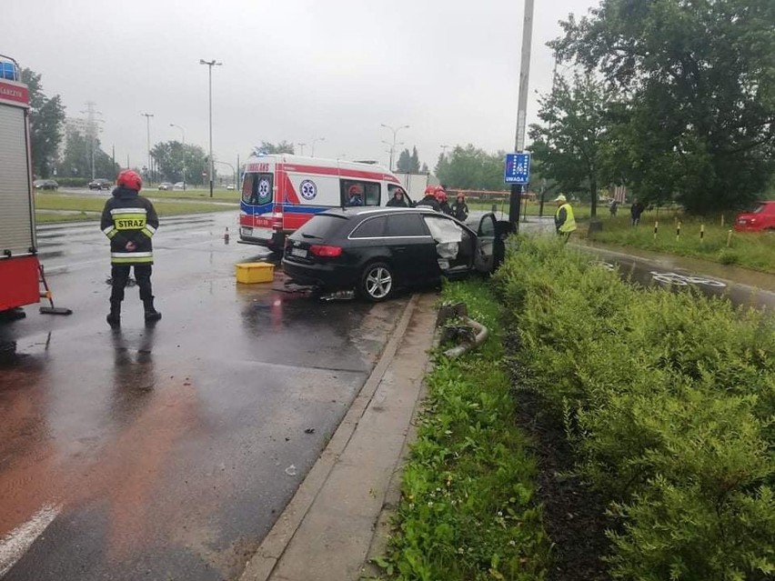 Do groźnego wypadku doszło dziś (środa) na al. Bandurskiego...