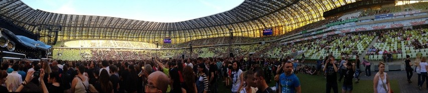 Koncert Bon Jovi na PGE Arenie Gdańsk za nami. Były flagi, koszulki i... oświadczyny ZDJĘCIA, WIDEO