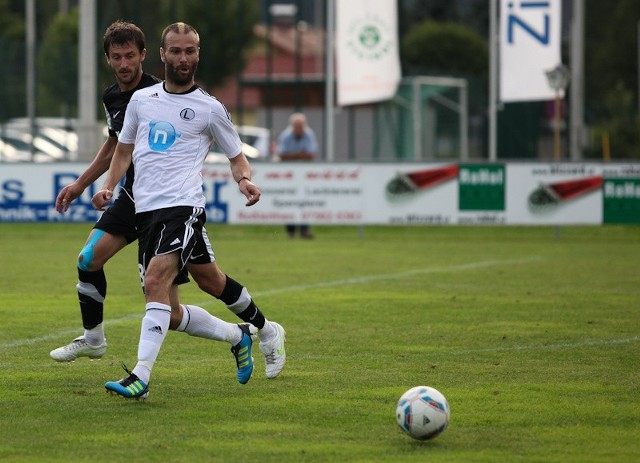 Danijel Ljuboja otworzył wynik w meczu z Ruchem Chorzów.