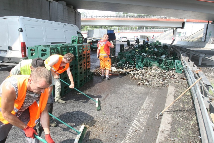 Wypadek na węźle DK86 i A4 w Katowicach. Przewrócił się TIR...