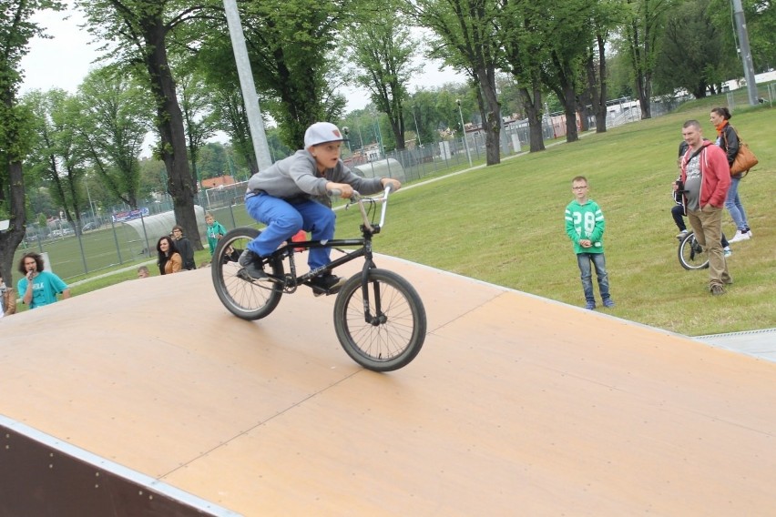 Pokaz ekstremalnej jazdy na skateparku [FOTO]