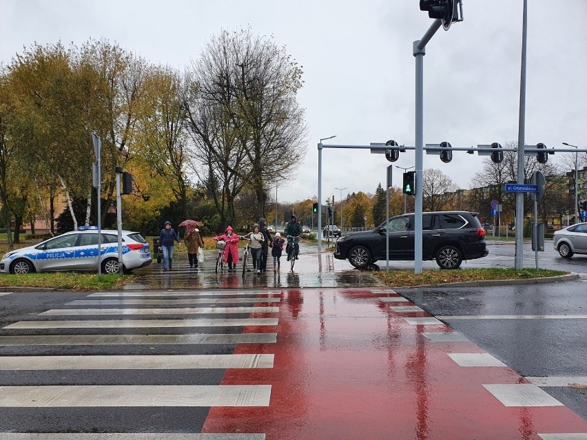 Policja wyjaśnia okoliczności na podstawie relacji...