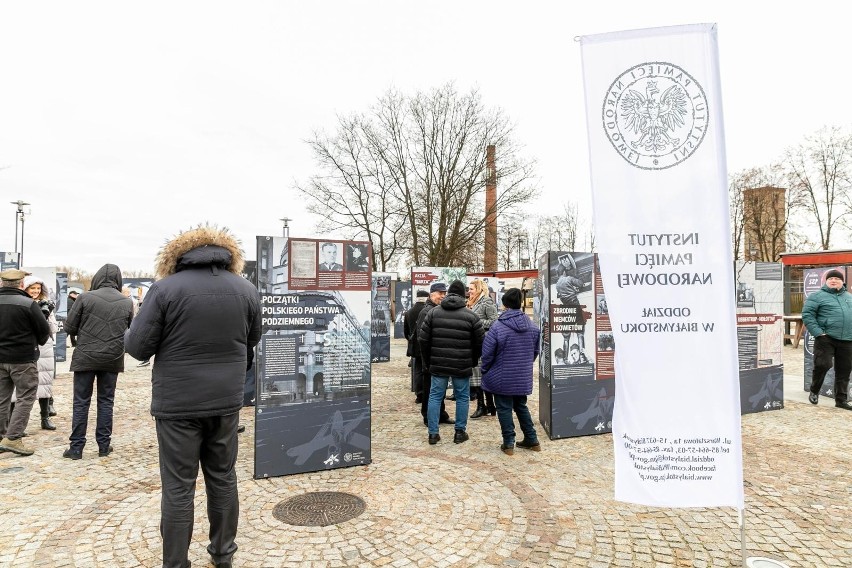 Wystawa poświęcona Armii Krajowej otwarta w Supraślu. Można...