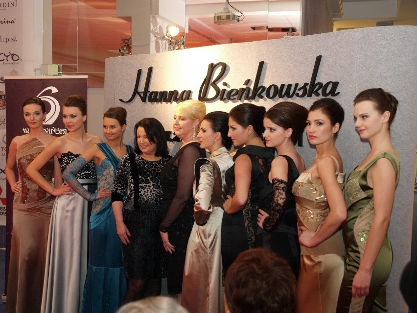 Auto&amp;Fashion Show: Najnowsze kolekcje ubrań, lśniące samochody i piękna biżuteria (FOTO)