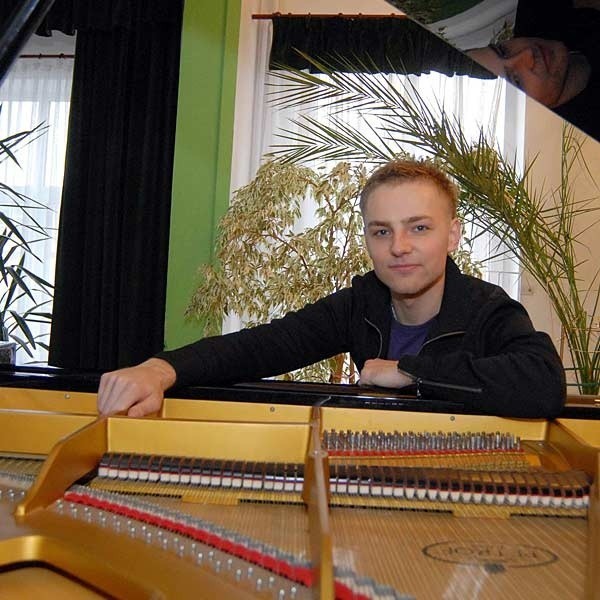 Piotr Kościk: - Muzyka nie musi być perfekcyjna. Najważniejsze to umieć wyrazić swoja osobowość.