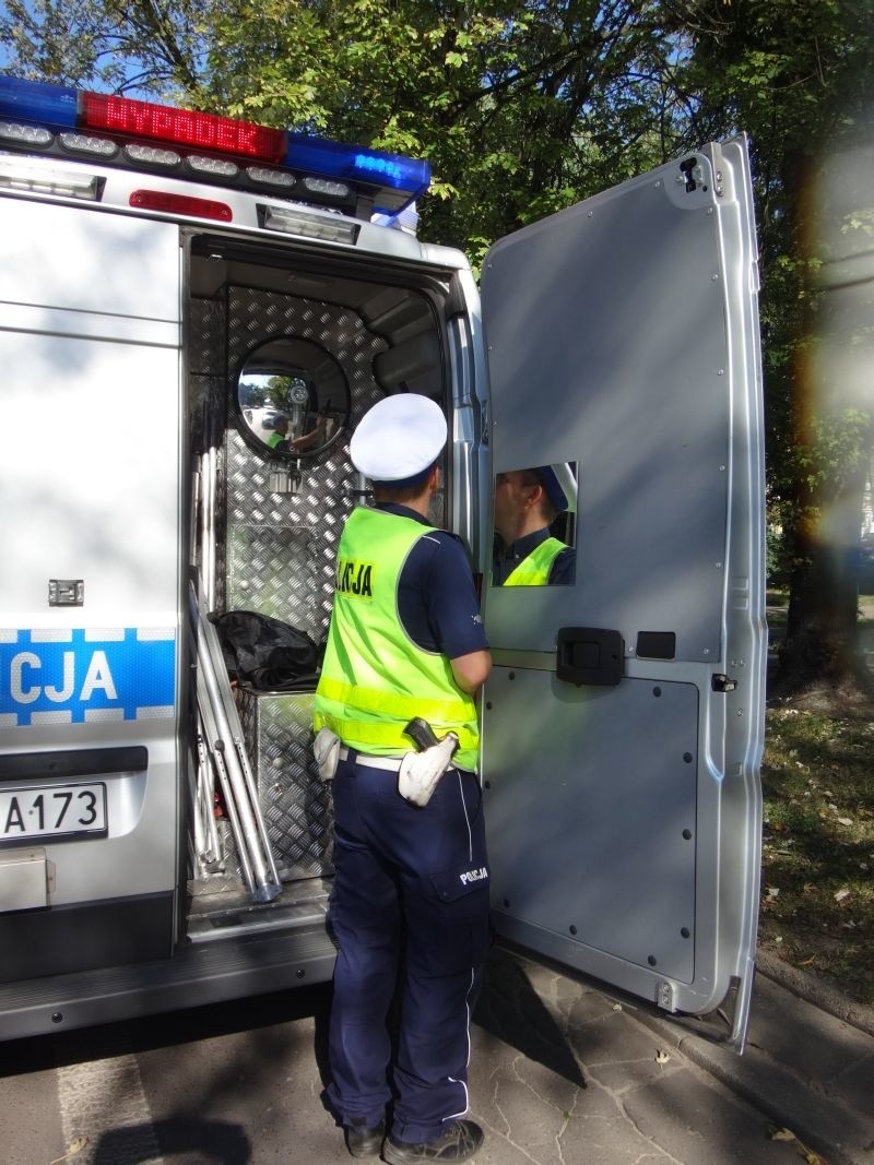 Wypadek na ul. Lutomierskiej. Potrącony rowerzysta [ZDJĘCIA]